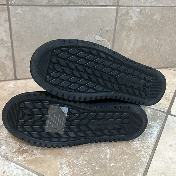 Kookaburra by UGG Black Short Women’s Boots - Picture 4 of 8